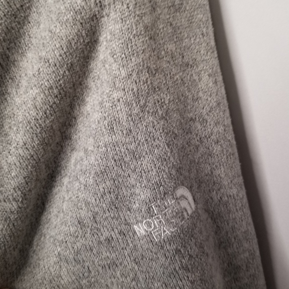 The North Face fleece lined hoodie - Picture 3 of 9